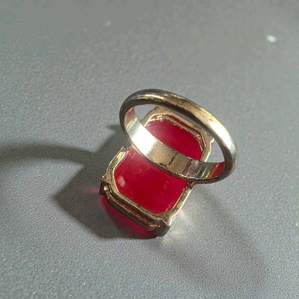 Hot Pink Rectangular Stone Gold Tone Cocktail Ring Size 8 Statement Chunky
​ - Picture 4 of 5